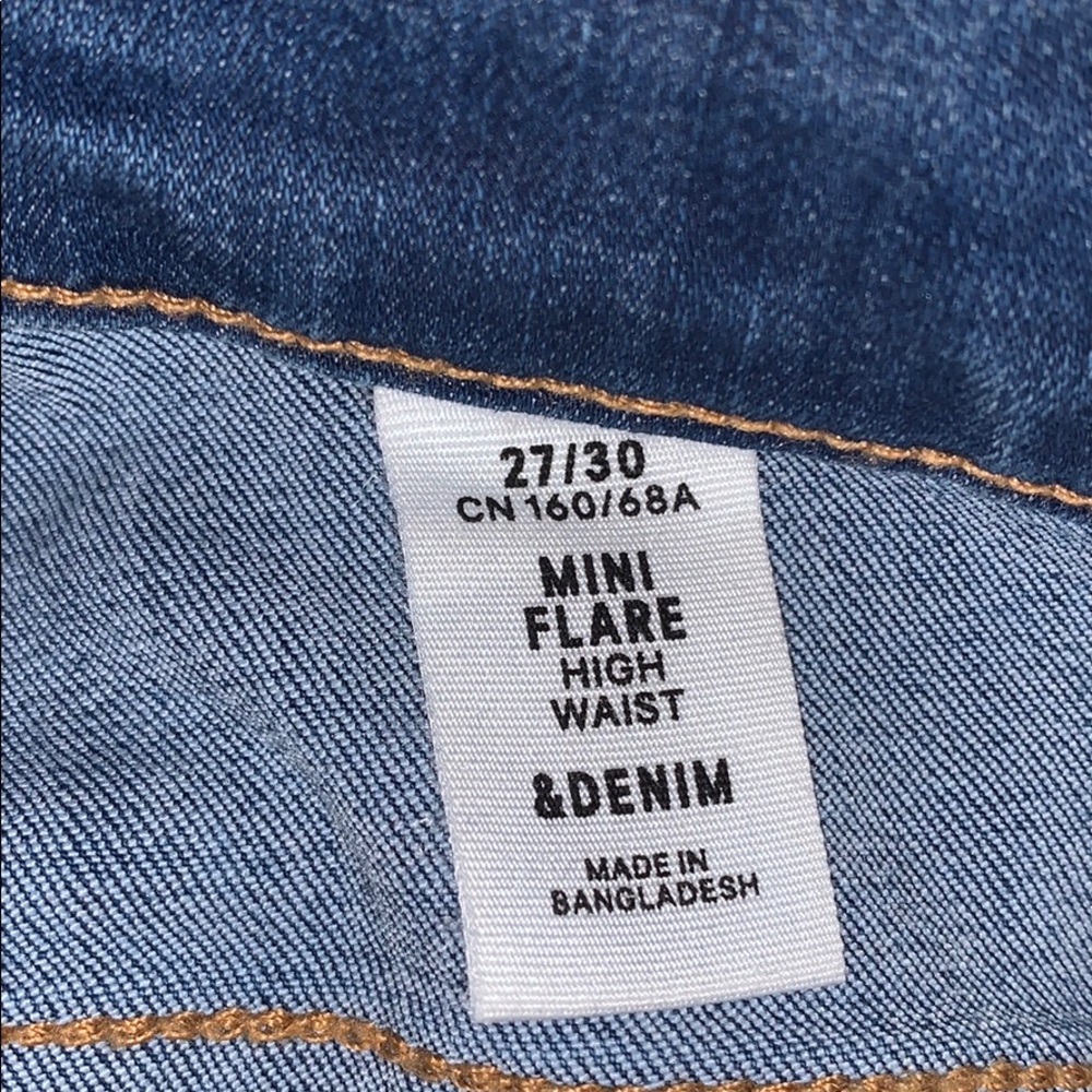 High wasted mini flare H&M jeans.